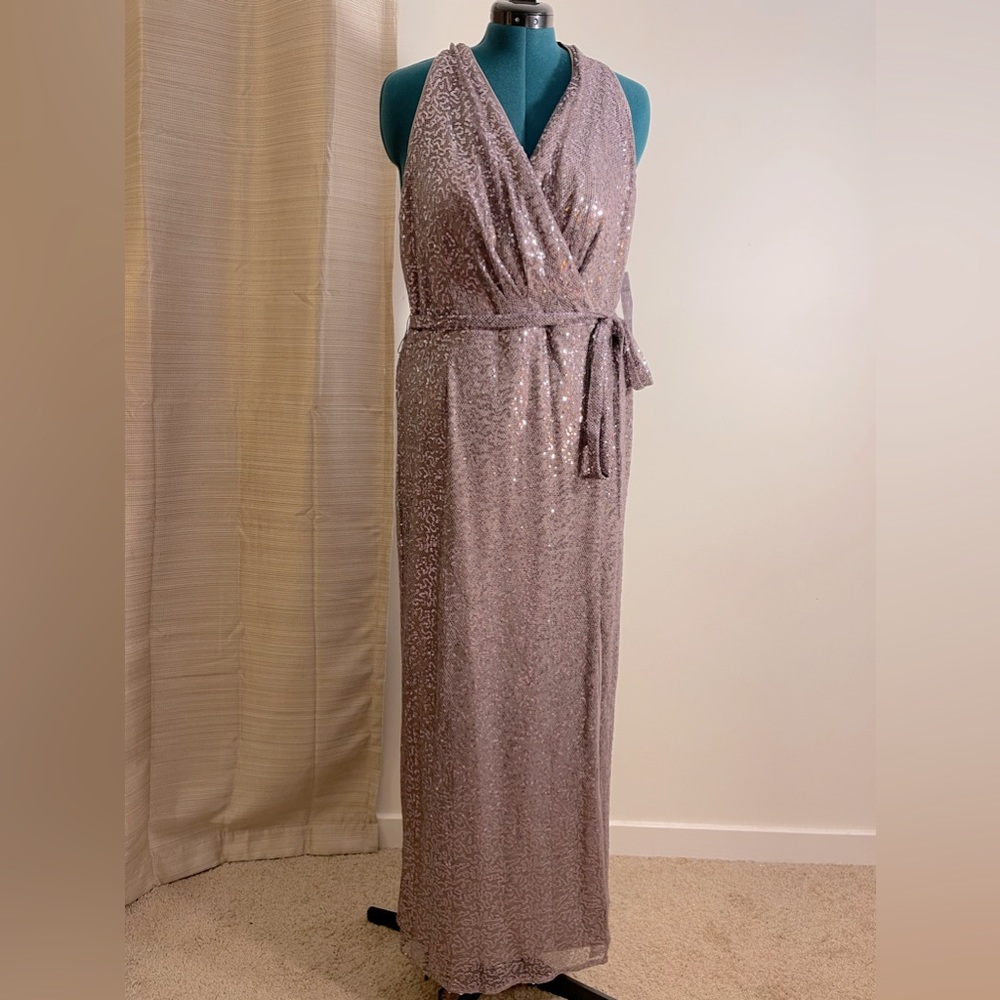 NWT Be by Chetta B Evening sequined dress size 18